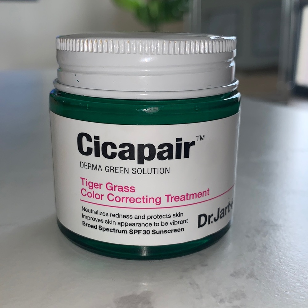 Dr. Jart+ Cicapair Tiger Grass Color Correcting Treatment
